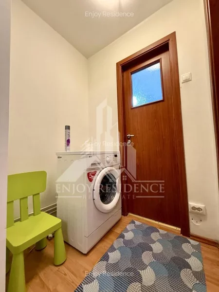 Pacii, 5 min. de metrou apartament cu centrala proprie, comision 0,